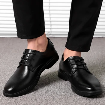 Jeseni Nov Moški Čevlji Brogue Priložnostne Čevlji Moški Pravega Usnja Čevlji Delovni Škornji Business Casual Superge